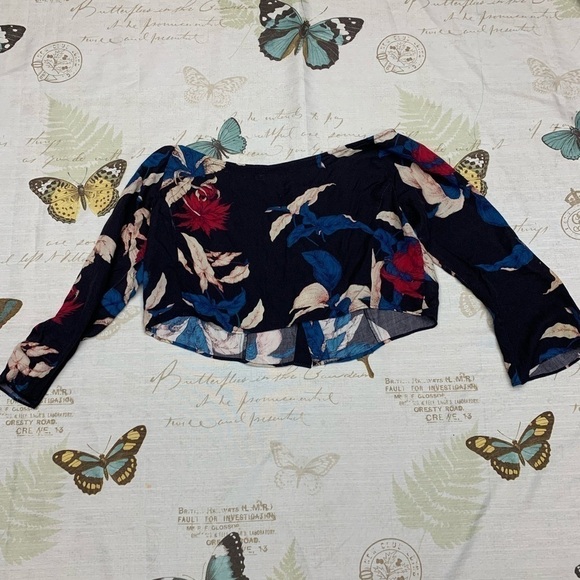 Tularosa Francesca floral blouse - Picture 4 of 7